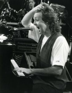 Paul McCartney 1989  NYC.jpg